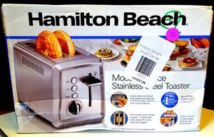 lot 76 image: NEW IN BOX - HAMILTON BEACH  STAINLESS TOASTER