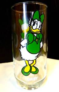 lot 93 image: Vintage 1978 Pepsi Collector Series Walt Disney Drinking Glass Daisy Duck