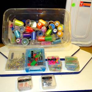 lot 175 image: LARGE NEW LOT OF SEWING THREADS AND SUPPLIES