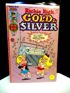 lot 184 image: VINTAGE 1976 Richie Rich Gold and Silver #9 - BAGGED & BOARDED