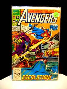 lot 187 image: Avengers 322 Featuring Alpha Flight Escalation 1990 Comic