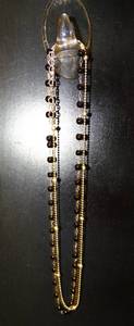lot 253 image: PRETTY BLACK & SILVER BALL CHAIN NECKLACE