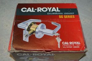 lot 22 image: Cal Royal passage Lever Satin Chrome