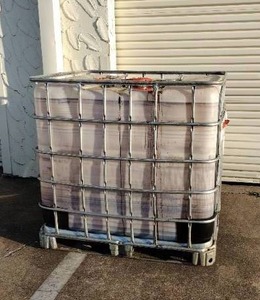 lot 37 image: IBC tank