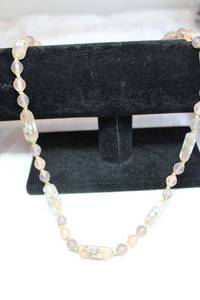 lot 141 image: 1960s era Italian Venetian pale pink Atlas glass (like Satin glass) necklace with barrel clasp. 22L hard to find.