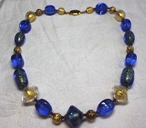 lot 144 image: Italian Venetian specialty and crackle glass bead necklace with gold plated unusual oval hidden fish hook clasp. 16L Vintage and vibrant colors.
