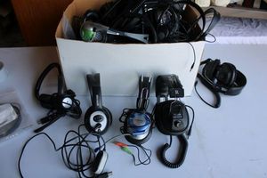 lot 257 image: Box of Misc. Headphones