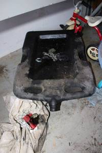 lot 267 image: Large Used waste oil storage container