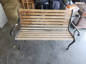 lot 76 image: Park bench