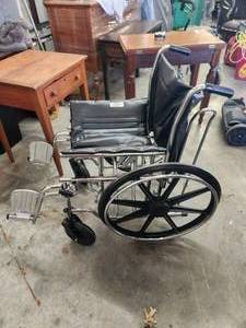lot 53 image: XL wheelchair with 2 walkers