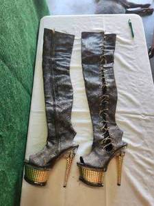 lot 37 image: Womens high heel long boots - Louis Vuitton