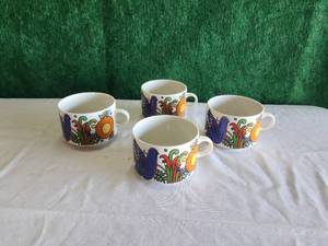 lot 41 image: Vintage Villeroy & Boch coffee cups - Acapulco pattern