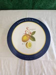 lot 93 image: Set of 4 Willaim-Sonoma lemon salad plate
