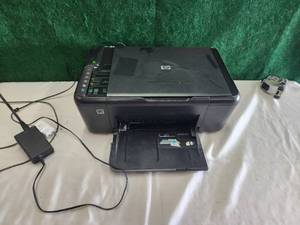 lot 124 image: Hp printer
