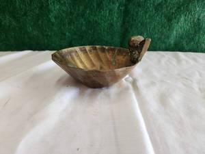lot 149 image: Solid brass Cherub trinket dish