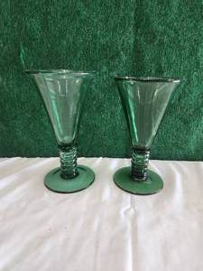 lot 153 image: Vintage green stemmed glasses