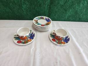 lot 191 image: Vintage Villeroy & Boch Coffee cups(2) and saucers(7) - Acapulco pattern