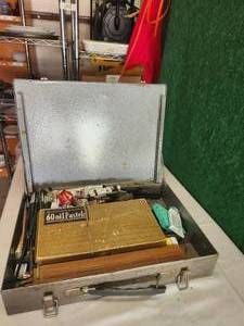 lot 196 image: Metal case with art supplies