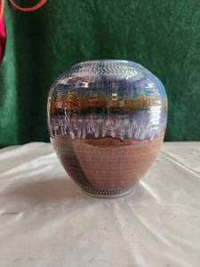 lot 206 image: Nice piece of pottery signed by artist