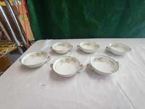 lot 215 image: Selection of NSP - Nagoya Seito Porcelain China - 6 dual handled bowls