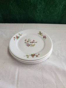 lot 216 image: Selection of 4 Porcelaine Deshoulieres plates - France