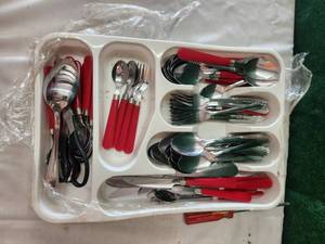 lot 257 image: Selection of flatware