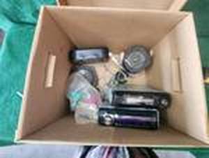 lot 262 image: Selection of car stereo items