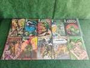 lot 28 image: Selection of Comic books - Green Arrow - DC comics