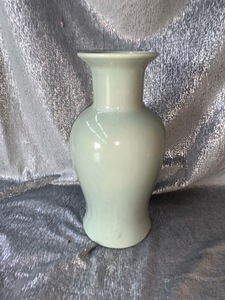 lot 22 image: Vintage large Asian light olive green tint - see pics