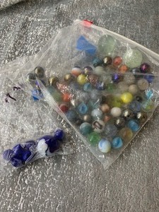 lot 82 image: Collector vintage marbles - MUST SEE