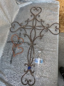 lot 42 image: 2 faith based metal crosses - see pics
