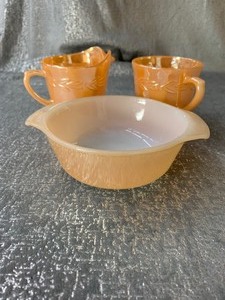 lot 4 image: Fire King Vintage cream and sugar and small bowl. Very nice