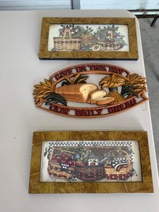 lot 124 image: 3 home decor wall art