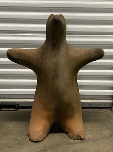 lot 193 image: Yard Art Bear 30 x 24 x 11 Appears To Be Made From Clay - In Condition As Shown (READ)