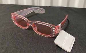 lot 229 image: New With Tags - West Loop Sunglasses - In Style & Color As Shown