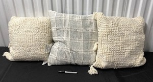 lot 330 image: Lot Of 3 - Throw Pillows - In Condition As Shown