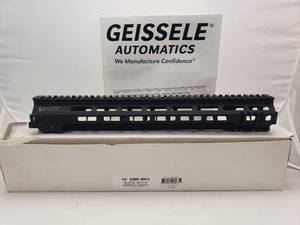 lot 21 image: Geissele 15 Super Modular MK4 M LOK Rail
