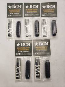 lot 521 image: Bravo Company (BCM) Gunfighter 3 M LOK Aluminum Rail Section - QUANTITY 5 - BID IS TIMES THE QUANTITY