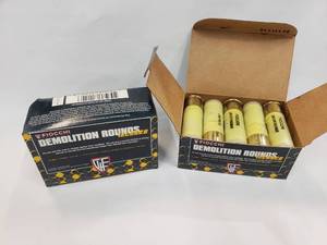 lot 404 image: Fiocchi Demolition 12GA 540gr Rounds. 10 Rounds Per Box. PRICE IS PER BOX - QUANTITY 2 - BID IS TIMES THE QUANTITY