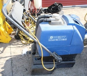 lot 23 image: Kent DuraTrac Cleaner