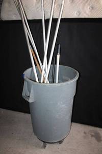 lot 84 image: Rolling Round Trash Bin and Extension rods