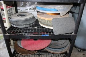 lot 103 image: Brushes and pads for floor cleaning machines