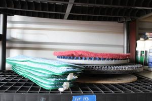 lot 113 image: Microfiber closed loop cleaning pads, floor cleaner brushes and pads
