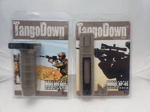 lot 28 image: Tango Down QD SOPMOD Vertical Grip - Dark Earth w Tango Down Battlegrip BP-4S Rail Cover w Pocket - Dark Earth