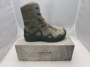 lot 110 image: NEW Lowz Zephyr GTX Hi Tactical Boots 310532 Size US Mens 8 - Sage