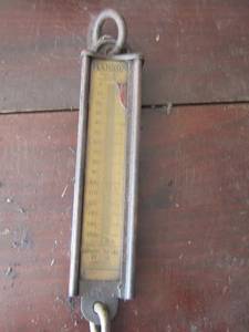 lot 38 image: VINTAGE SCALE Hanson model 8916 capacity 160lb