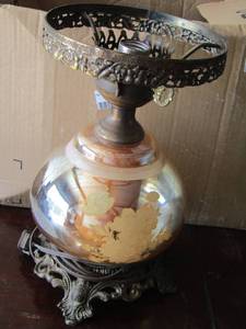 lot 42 image: Vintage brown globe lamp SRY no shade