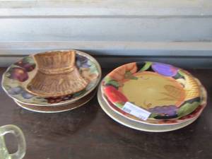 lot 107 image: various decretive plates and a single pie plate