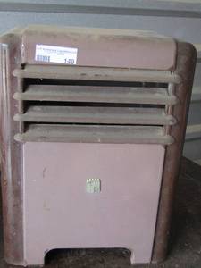 lot 149 image: Small SPACE HEATER BY MONTGOMERY WARDS