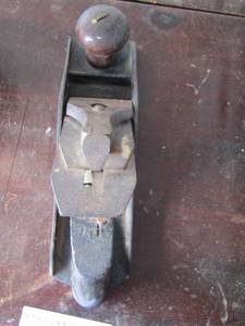 lot 185 image: Vintage HAND PLANER